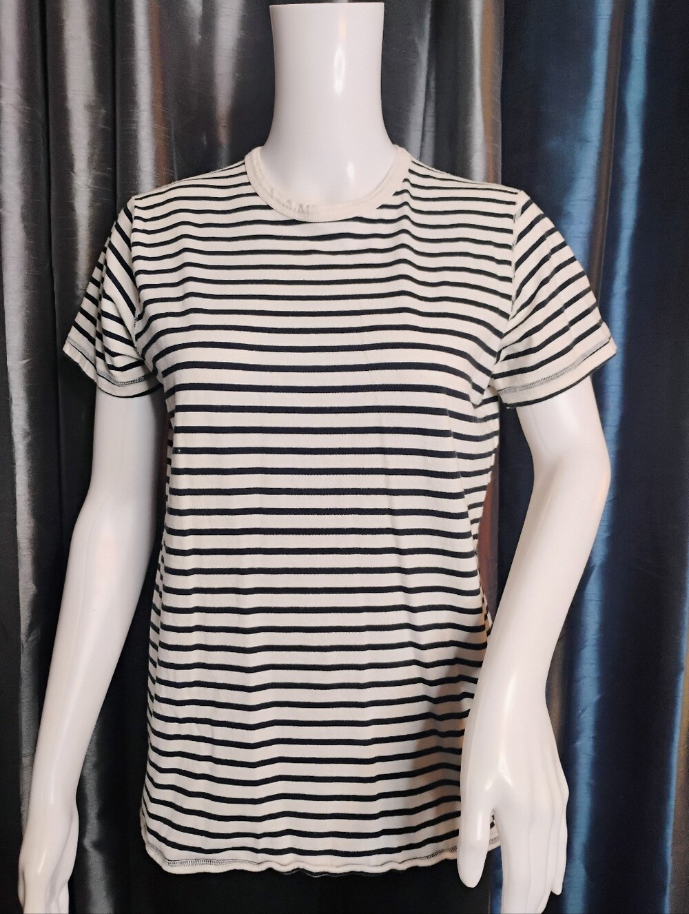 HemeN Classic Black & White Striped Women's Tee